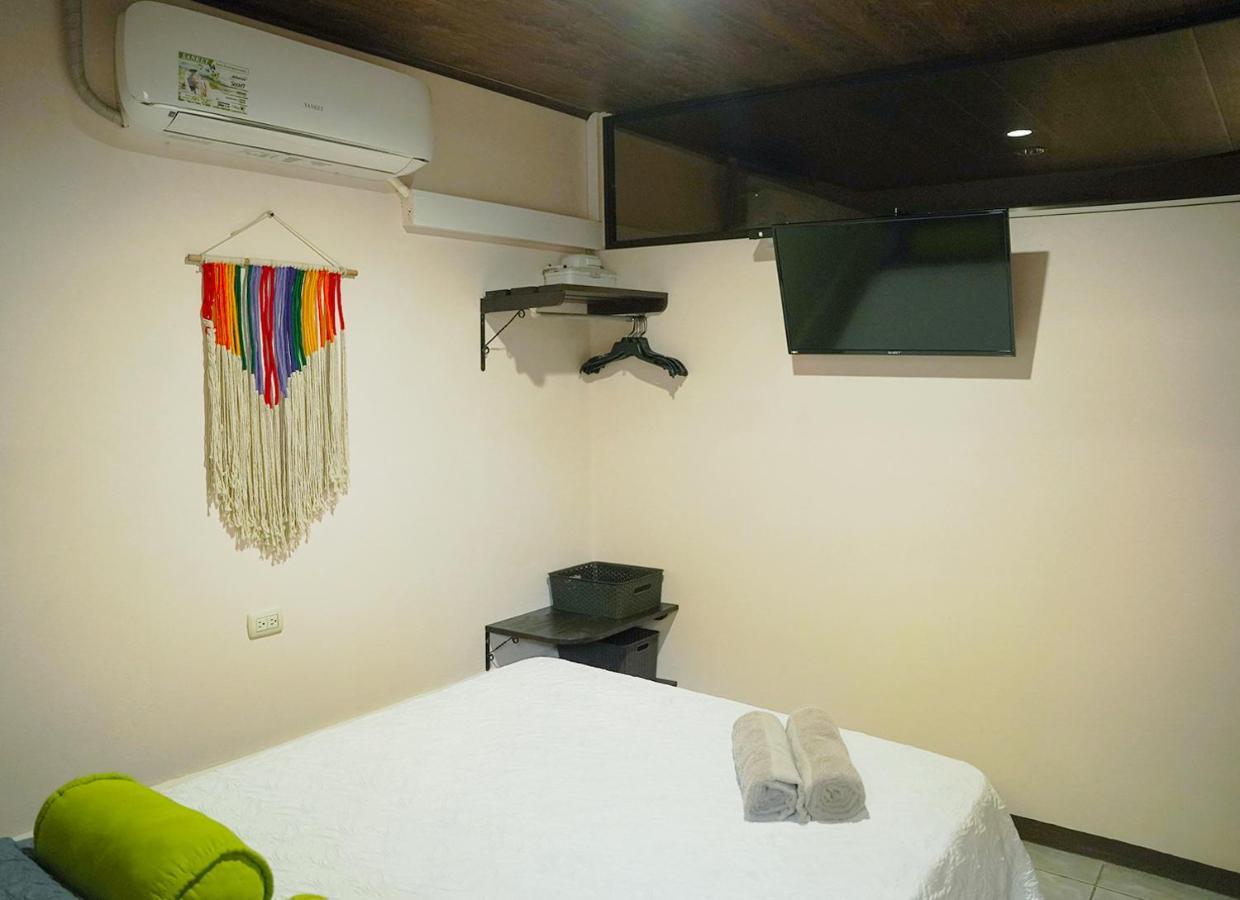 Apartamentos Y Studios Brisas Del Mar Santa Teresa Playa Santa Teresa  Ngoại thất bức ảnh